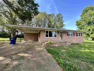 Foreclosed Home - 315 NORTHWOOD DR, 38372