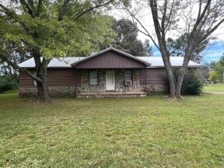 Foreclosed Home - 520 MADDOX LOOP, 38372