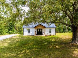 Foreclosed Home - 11455 MIDDLEBURG DECATUR RD, 38374