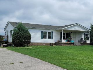 Foreclosed Home - 133 CHARLIE LEWIS RD, 38382