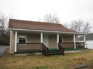 Foreclosed Home - 301 HILL ST, 38401
