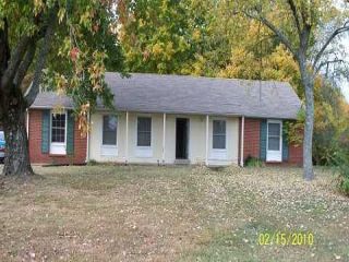 Foreclosed Home - 514 PINE CIR, 38462