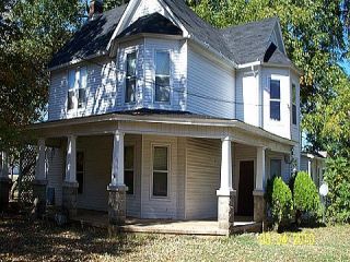 Foreclosed Home - 210 LAWRENCE ST, 38464