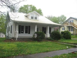 Foreclosed Home - 437 CROCKETT ST, 38464