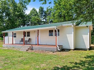 Foreclosed Home - 317 RABBIT TRAIL RD, 38468