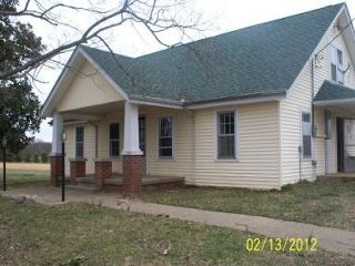 Foreclosed Home - 410 OLD JACKSON HWY, 38469