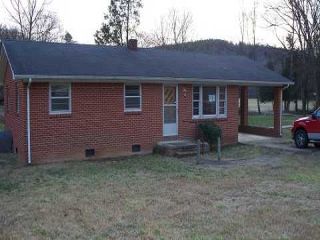 Foreclosed Home - 1947 CLIFTON TPKE, 38485