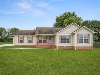 Foreclosed Home - 1715 WHITEHALL CT, 38501