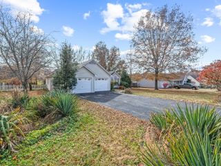 Foreclosed Home - 935 WOODWINDS DR, 38501
