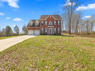 Foreclosed Home - 1143 HEATHWOOD WEST DR, 38506
