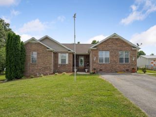 Foreclosed Home - 1527 W CEMETERY RD, 38506