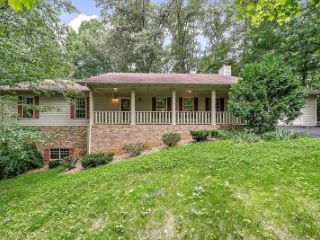 Foreclosed Home - 1703 HEATHROW DR, 38506