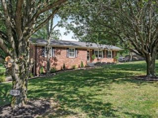 Foreclosed Home - 1690 BUNKER HILL RD, 38506