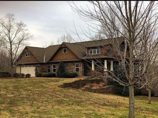 Foreclosed Home - 142 DILLON RD, 38544