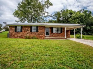 Foreclosed Home - 312 MCARTHUR AVE, 38551