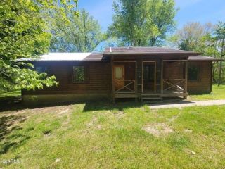 Foreclosed Home - 1054 FRANKLIN LOOP, 38553