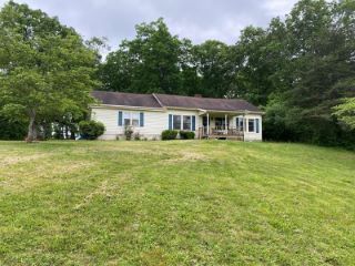 Foreclosed Home - 221 OLD MAIL RD, 38555