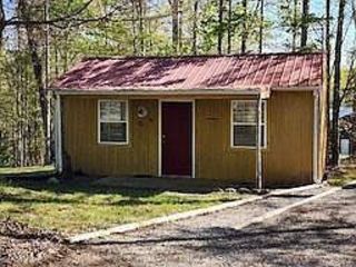 Foreclosed Home - 719 SPRUCE CREEK DR, 38556