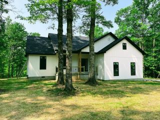 Foreclosed Home - 528 ST ANTHONY DR, 38556