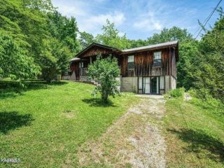 Foreclosed Home - 1435 W COVE RD, 38556