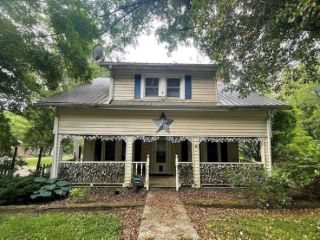 Foreclosed Home - 409 STOCKTON AVE, 38556