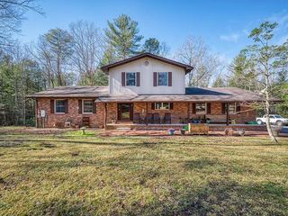 Foreclosed Home - 1108 CIRCLE DR, 38556