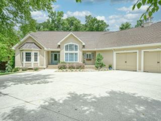 Foreclosed Home - 139 HICKORY RIDGE LN, 38558