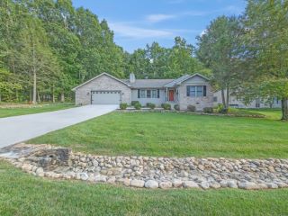 Foreclosed Home - 163 LAKESIDE DR, 38558