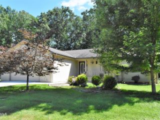 Foreclosed Home - 133 LAKESIDE DR, 38558