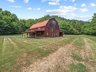 Foreclosed Home - 359 DRY MILL CREEK RD, 38568