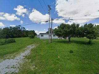 Foreclosed Home - 223 LAWSON RD, 38571