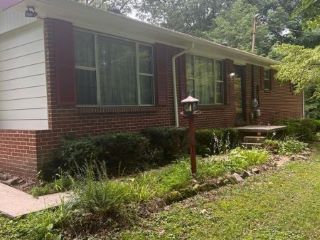 Foreclosed Home - 1231 E COMMERCIAL AVE, 38574