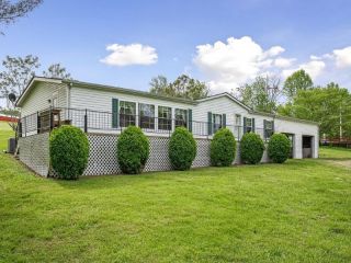 Foreclosed Home - 2684 BLUE SPRINGS RD, 38583