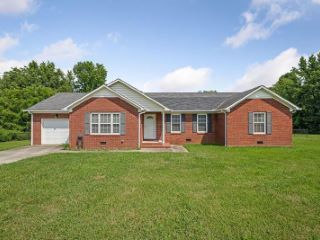 Foreclosed Home - 237 WESTWOOD DR, 38583
