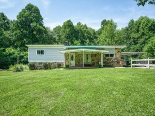 Foreclosed Home - 210 VERLON KIRBY RD, 38583