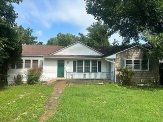 Foreclosed Home - 117 S HIGHLAND DR, 38583