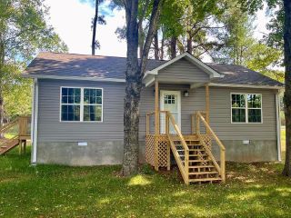 Foreclosed Home - 352 JANICE DR, 38583