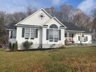 Foreclosed Home - 204 BRADFORD DR, 38583
