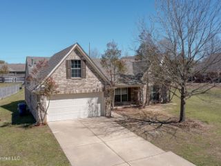 Foreclosed Home - 102 SHADOW LN, 38606