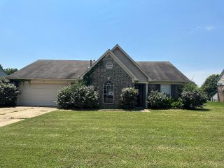 Foreclosed Home - 113 OAKLEIGH DR, 38606
