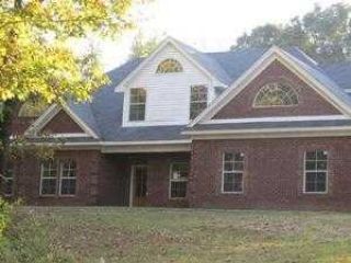Foreclosed Home - 3771 Stage Rd, 38618
