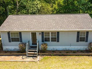 Foreclosed Home - 3570 BELL RD, 38620