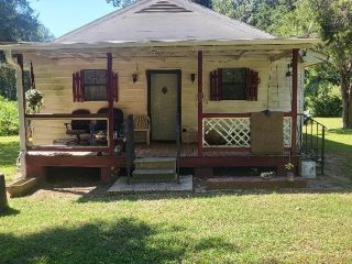 Foreclosed Home - 545 HIGHWAY 51 S, 38632
