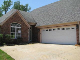 Foreclosed Home - 1377 ARBOR LAKE DR S, 38637