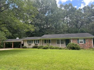 Foreclosed Home - 214 ROBBINS DR, 38652