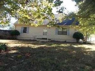 Foreclosed Home - 19 Bailey Dr, 38654