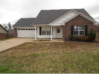 Foreclosed Home - 220 EAGLES NEST LN, 38655