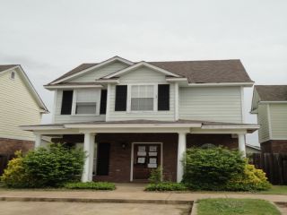 Foreclosed Home - 123 GREYSTONE BLVD, 38655