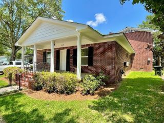 Foreclosed Home - 414 N 15TH ST, 38655