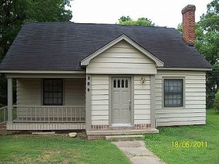 Foreclosed Home - 309 E LEE ST, 38666